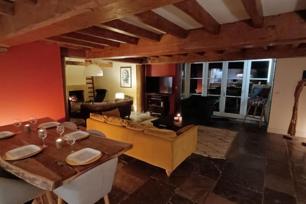 Ferme De Caractere Avec Piscine Et Cheminee Villa Sainghin-en-Mélantois Kültér fotó